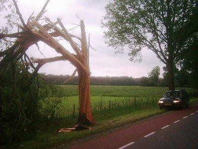 Windhoos in Dalfsen op 30 juli 2009